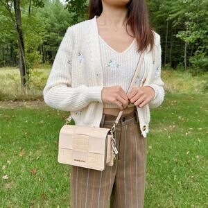 MICHAEL KORS 35T1GM9C1E MERCER SMALL CROCODILE EMBOSSED CROSSBODY IN BUFF